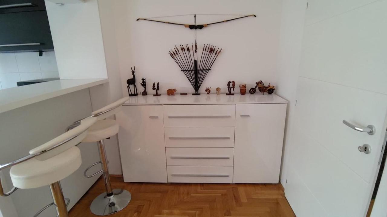 Poesia Apartment Νόβι Σαντ Εξωτερικό φωτογραφία