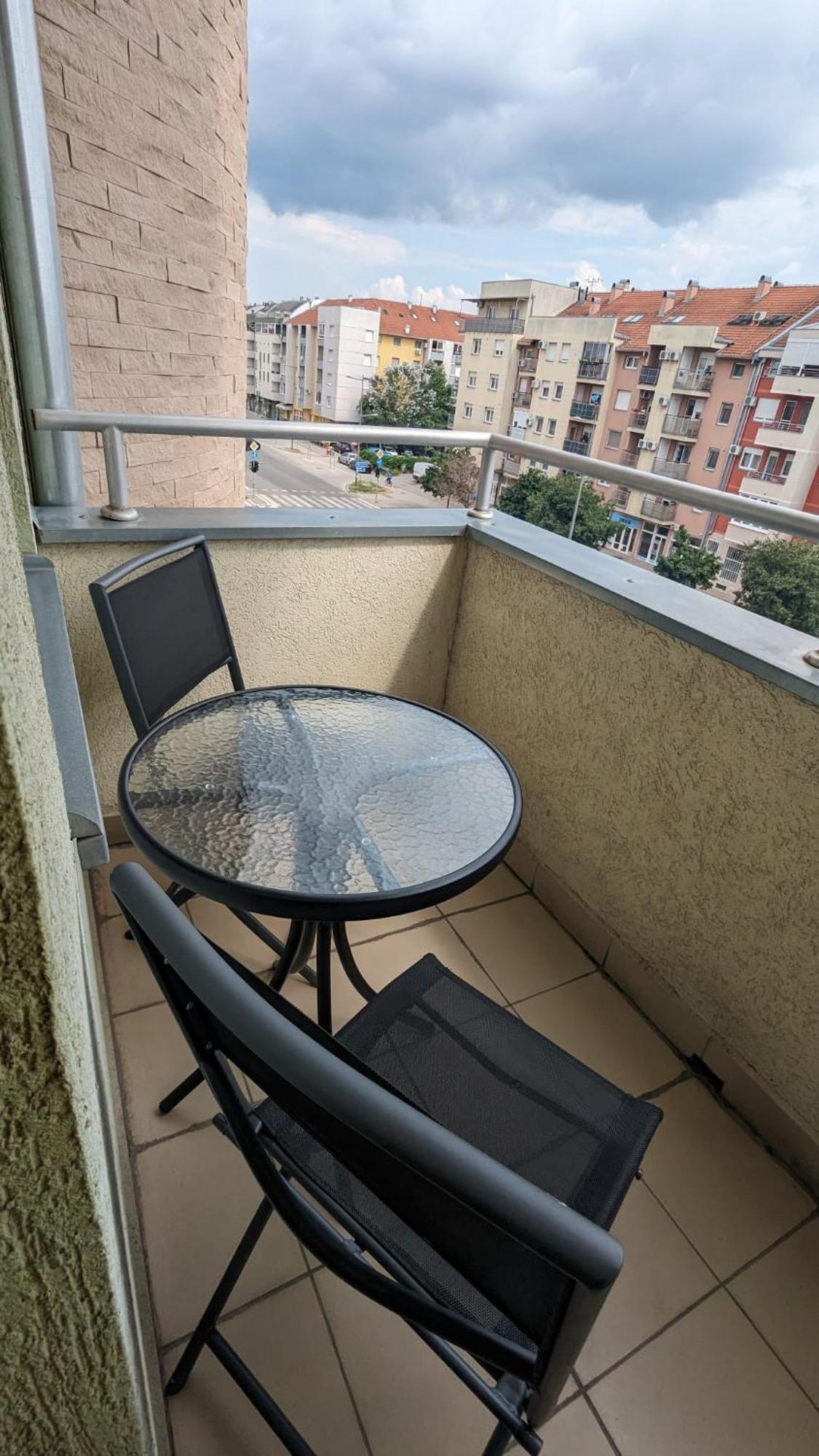 Poesia Apartment Νόβι Σαντ Εξωτερικό φωτογραφία
